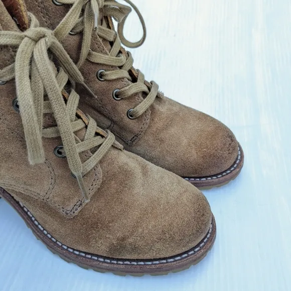 FRYE Sabrina 6G tan suede leather lace-up boots