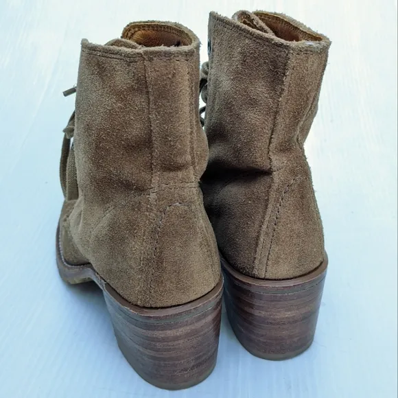 FRYE Sabrina 6G tan suede leather lace-up boots
