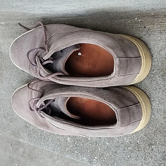 Frye Shoes Men's Gray Taupe Suede Sneakers Lace Up Low Top Size 10.5