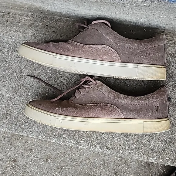 Frye Shoes Men's Gray Taupe Suede Sneakers Lace Up Low Top Size 10.5