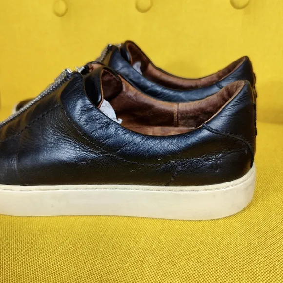 Frye Women's Lena Low Soft Leather Zipper Black Sneakers Casual Shoes Size 9M