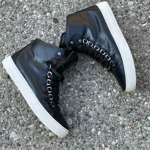 FRYE  LEATHER  SHOES