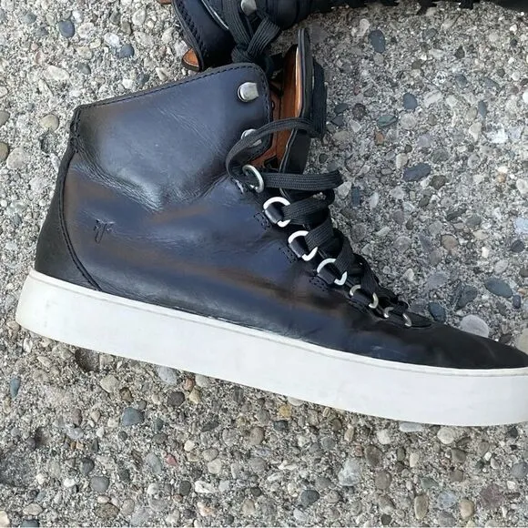 FRYE  LEATHER  SHOES