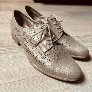 Gabor Gold Perforated Brushed Leather Suede Oxford Lace Up Shoes Women’s 9.5
