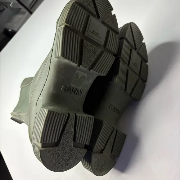 GANNI Recycled rubber Chelsea ankle boots size 39