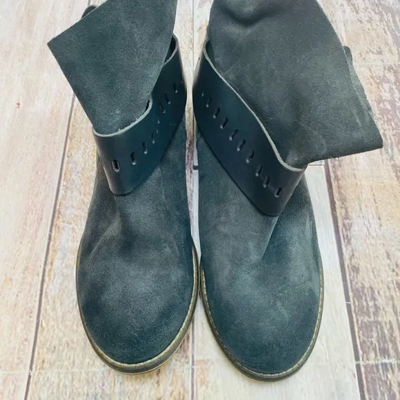 Garnet Hill gray suede‎ booties w/ buckle size 37