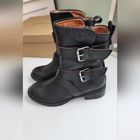 Gentle Souls by Kenneth Cole Best Double Buckle Boots Women's Sz 7