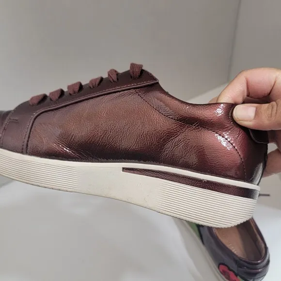 Gentle Souls Kenneth Cole Shoes Wom 7 M Haddle Rose Sneakers Leather Embroidered