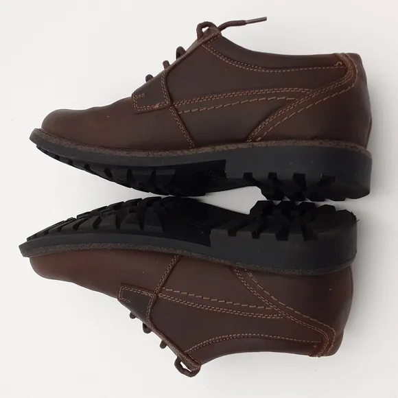GH Bass &amp; Co Classic Brown Leather Men 7.5  Oxford Casual Office Y2k Grandpa