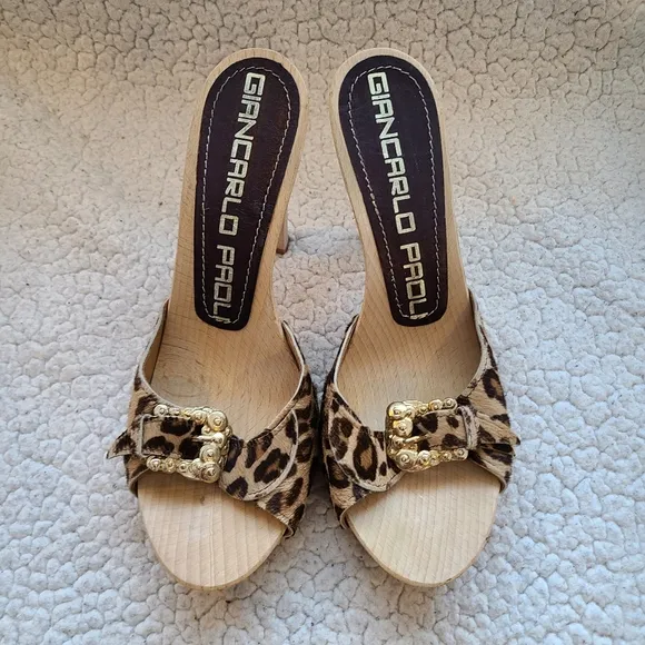 Giancarlo Paoli cheetah print calf skin heels