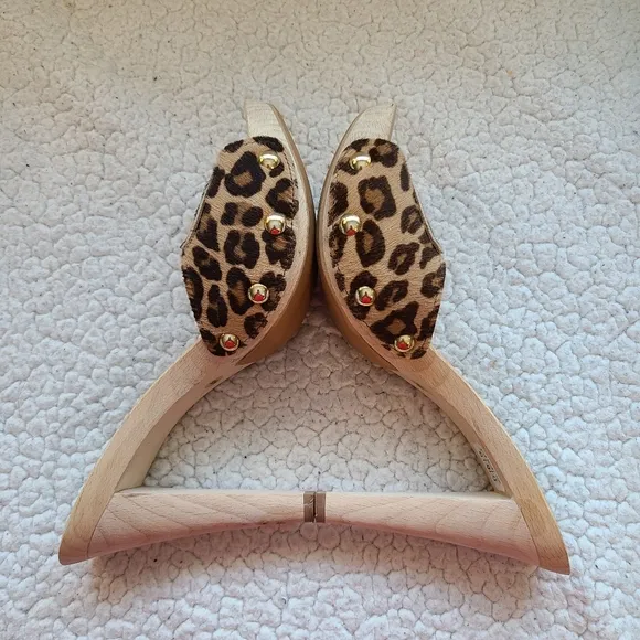 Giancarlo Paoli cheetah print calf skin heels