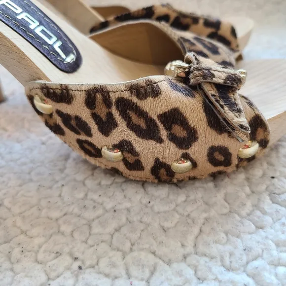Giancarlo Paoli cheetah print calf skin heels