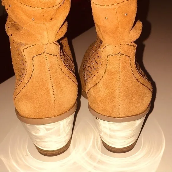 Gianni Bini Boots Western Suede Studded Boots, Cowgirl Inspired, 7, New unworn