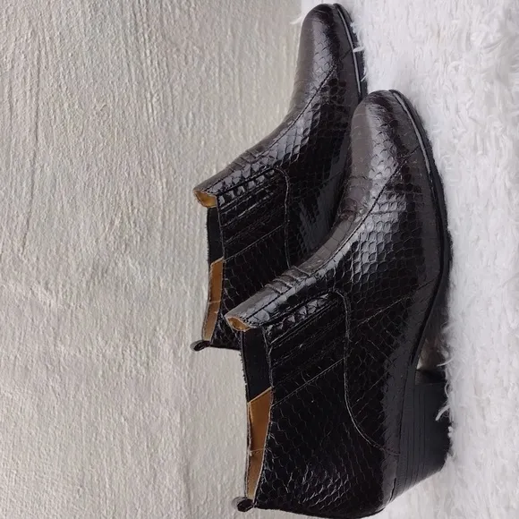 Giorgio Brutini Dark Brown Genuine Snakeskin Leather Almond Toe Chelsea Boot