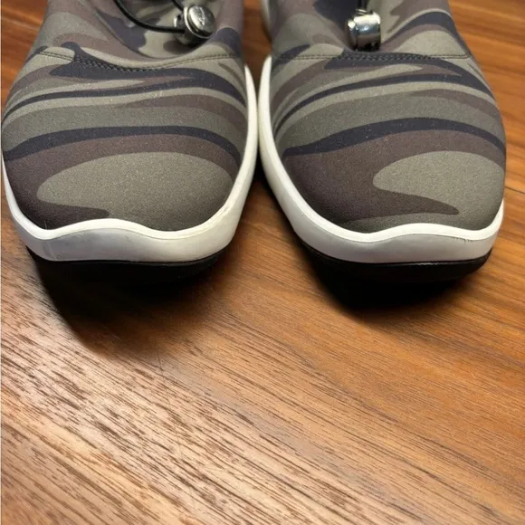 Giuseppe Zanotti 'Light Jump Lt1' Sneakers Camo Mens 42 Eur MSRP $750 WORN ONCE