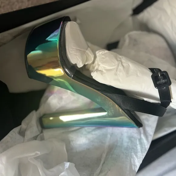 Giuseppe Zanotti platform sandals NIB  sz 8