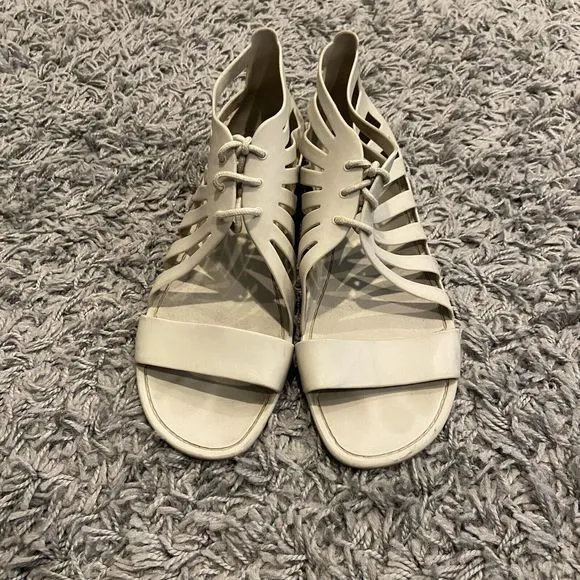 Givenchy Rubber CutOut Accent Gladiator Sandals Size 10 IT 40