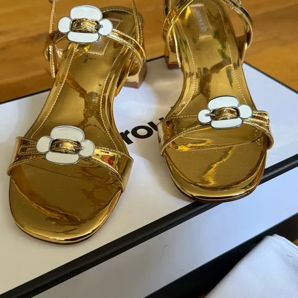 Gold Larroudé Tinx Sandals with Floral Accents - US 7