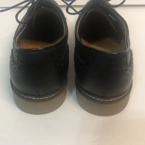 Gordon Rush black leather shoes, size 9 1/2