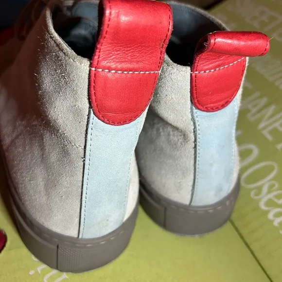 Grey Suede Del Toro Mens chukkas‎ size 9