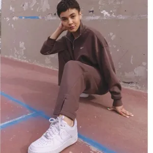 GUC Girls 4.5 Y Nike Airforce 1 white Tennis Shoes Sneakers