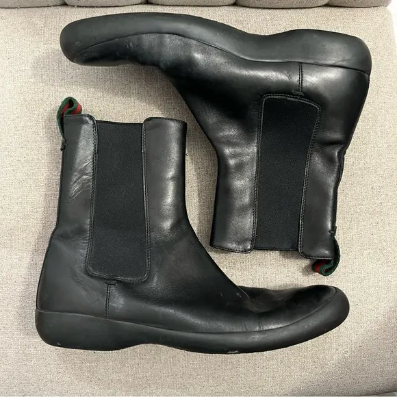Gucci Black Leather Web Pull Tab Rubber Sole Hi Chelsea Boot sz 9 US