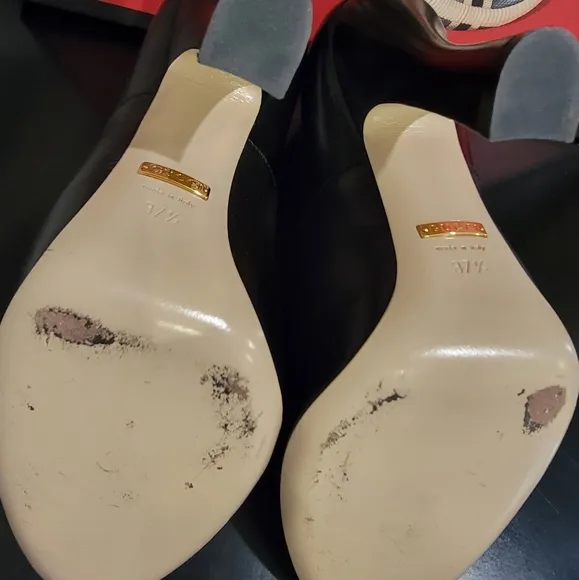 Gucci Leather shoes