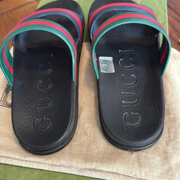 Gucci  rubber Black Sandals with Red and Green Straps