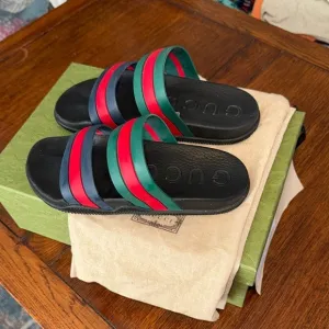Gucci  rubber Black Sandals with Red and Green Straps