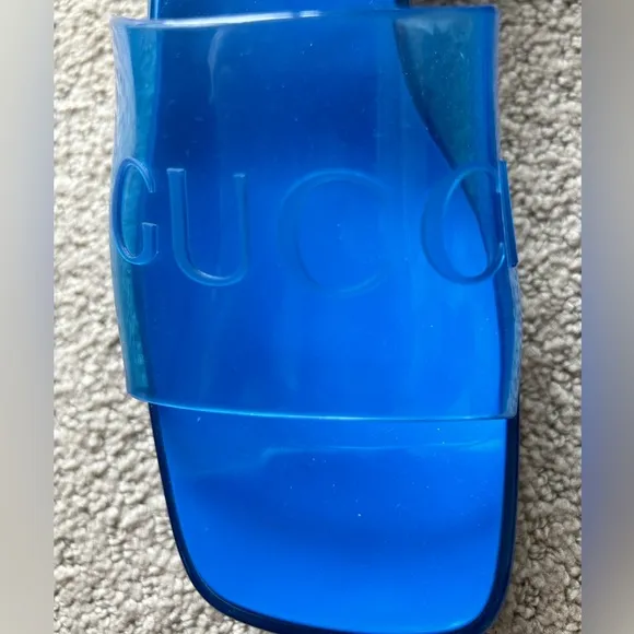Gucci rubber sandals NWT