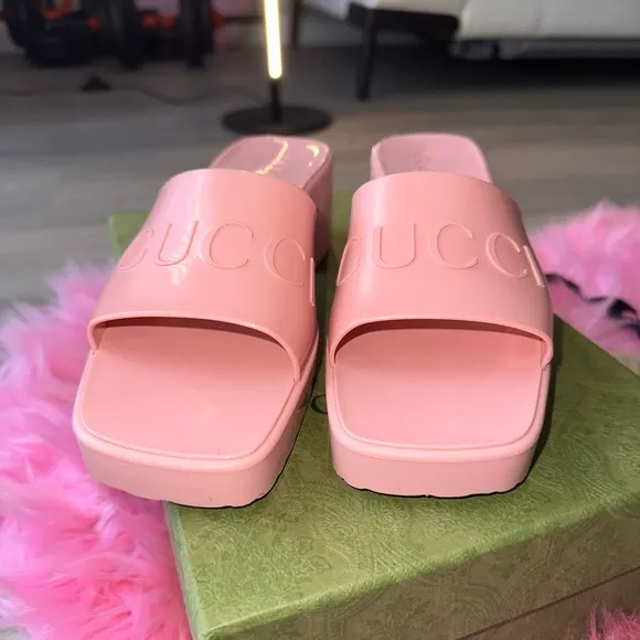 Gucci Womens 60mm Slide Sandal ‘Wild Rose’