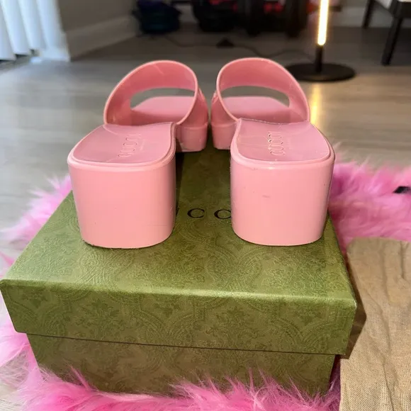 Gucci Womens 60mm Slide Sandal ‘Wild Rose’