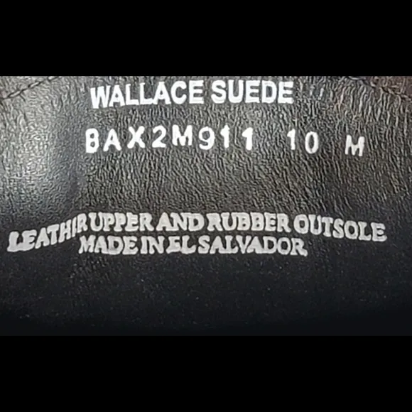 GW Bass Men Size 10 Wallace Suede Moc shoes.