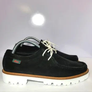GW Bass Men Size 10 Wallace Suede Moc shoes.