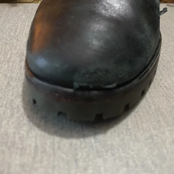 HALMANERA Boots. Rubber Sole. Red Wood Circular Heel. 39