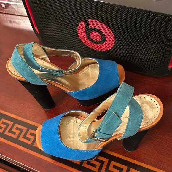 Halston Heritage Pippa Suede leather Black Blue Ankle Strap Platform Sandal sz 7