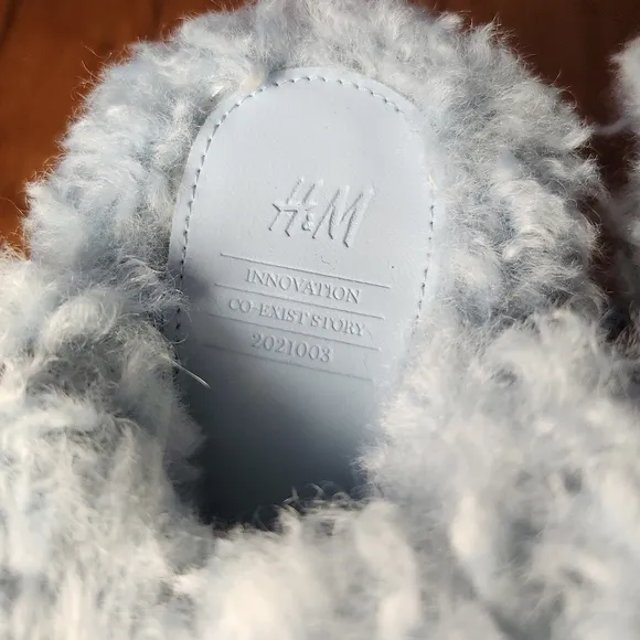 H&amp;M Innovation CoExist Light Blue Faux Fur Vegan Fluffy Sandals