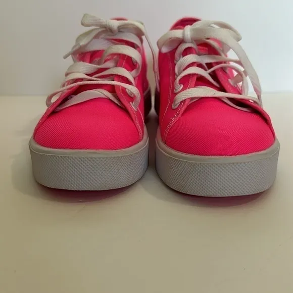 Heelys Girls Size 6 Pink White Canvas Lace Up Roller Skate Shoes NWT