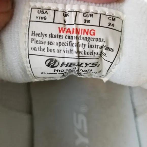 Heelys Pro 20 Canvas All White Wheeled Heel Shoes