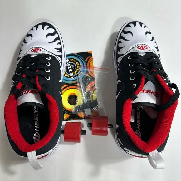 Heelys Pro 20 Prints Skate Shoes Mens Sz 8 Black White Lace Up Casual Sneakers