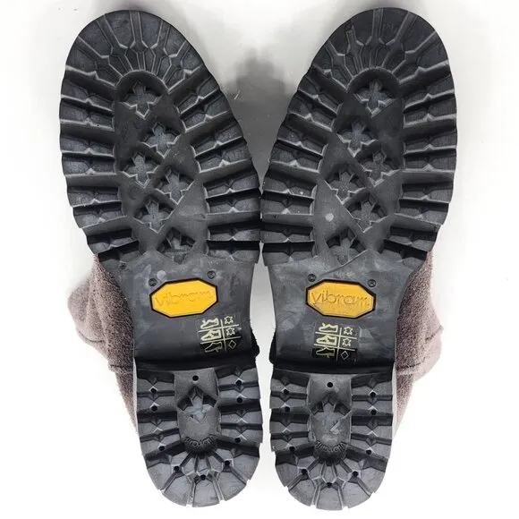 HELMUT NWOB LANG Gray Suede Ankle Boots