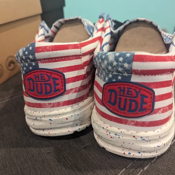 Hey Dude Wally Patriotic USA Mens Size 11 Blue Red White Athletic Shoes Slip Ons