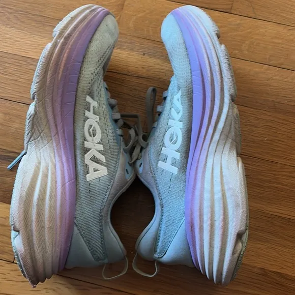 Hoka bondi 8 sneakers size 7.5