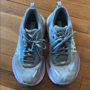 Hoka bondi 8 sneakers size 7.5