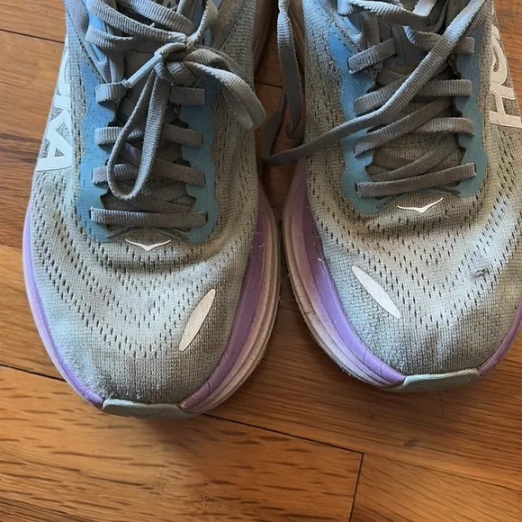 Hoka bondi 8 sneakers size 7.5