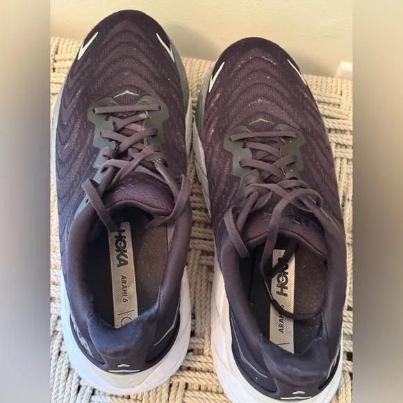 HOKA Men 11 2E Arahi 6 Black Sneaker Shoe EXTRA WIDE