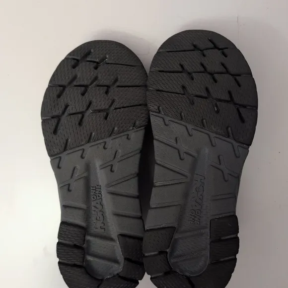 Hoka Woman 8.5 Cavu 3 Slip
