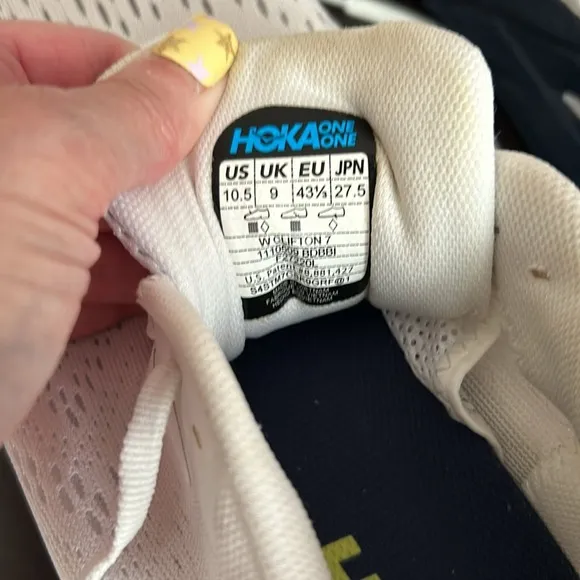Hoka Women One One Clifton 7 Blanc De Blanc Black Iris Running Shoe Sneaker 10.5
