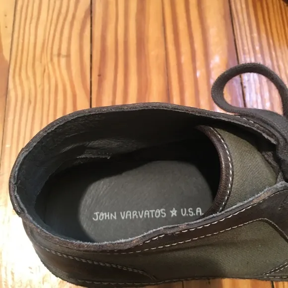Host Pick! John Varvatos Star U.S.A. Chukka Boots - Size 9M