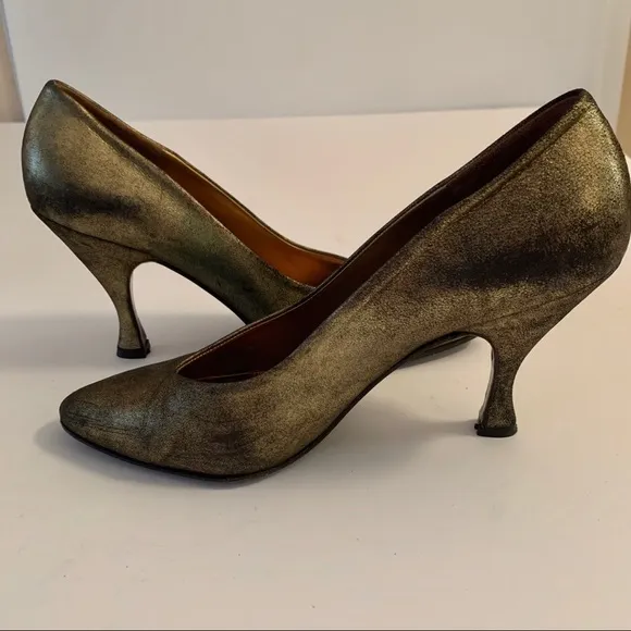 “HOST PICK” Vintage Fendi Antique Gold Leather.